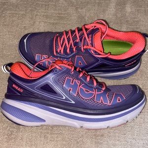 Purple and Pink Hoka running shoes (Bondi 4)